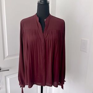 A&F Like New blouse